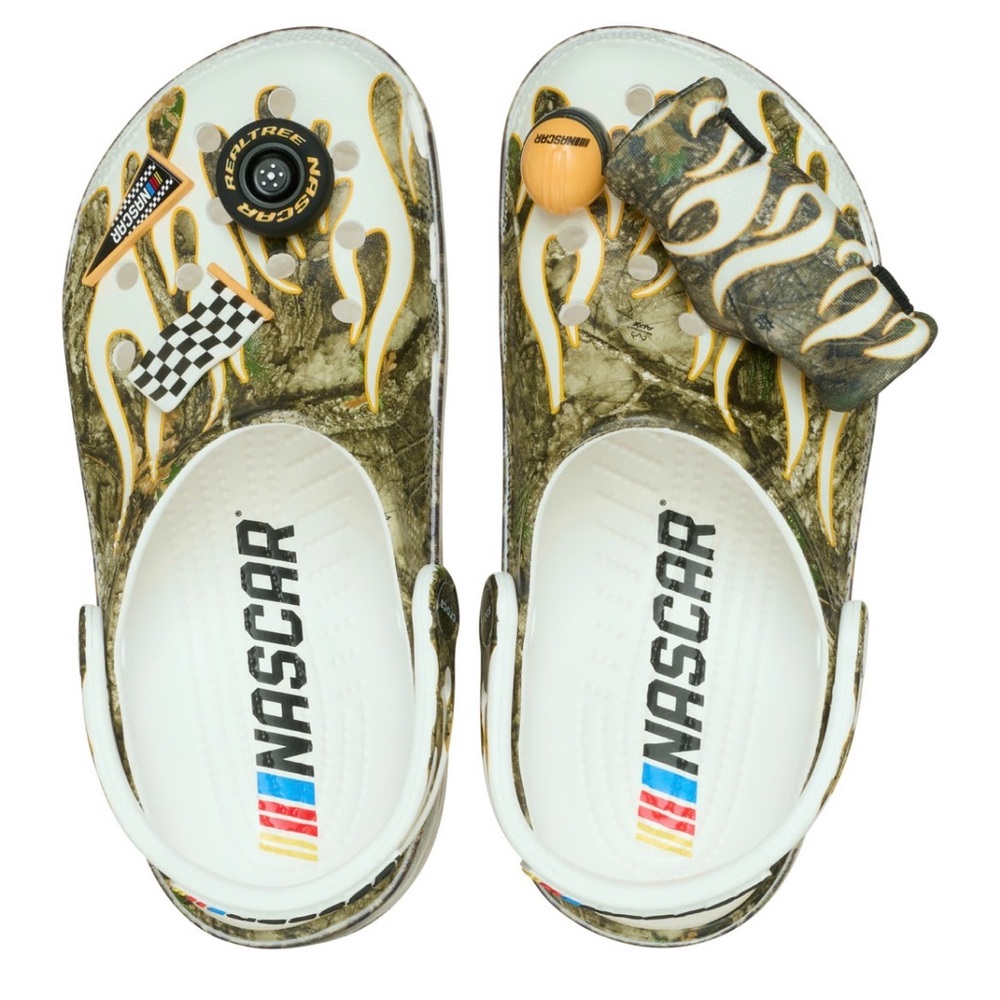 Nascar Kids Sandals with Flame and Camouflage Design - Picture 2 of 3
